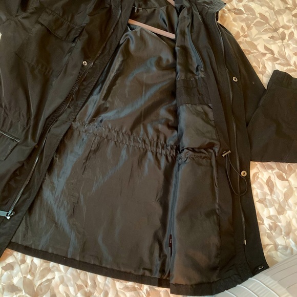 Black Jacket by Kenneth Cole Reaction - Picture 4 of 9